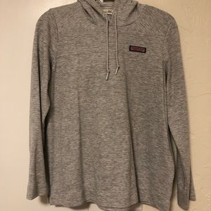 Vineyard vines sweatshirt